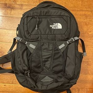 North Face Recon Backpack Black